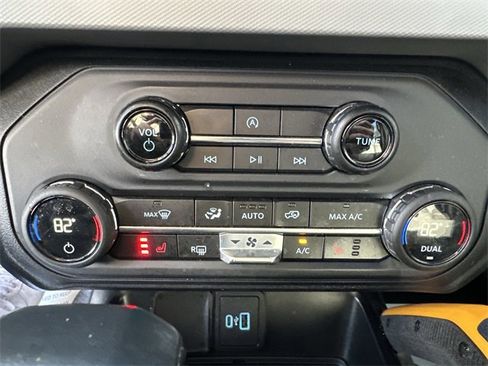 Certified 2023 Ford Bronco Badlands image 23