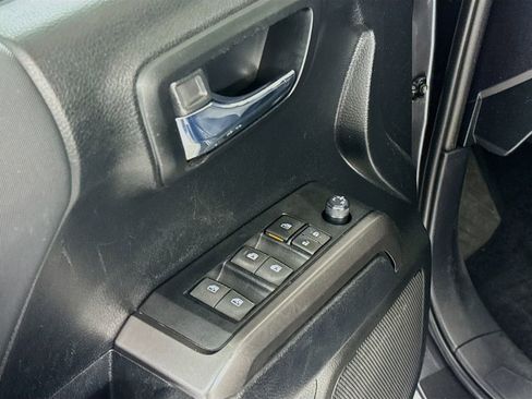 Used 2021 Toyota Tacoma TRD Sport image 16