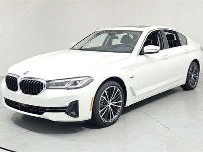 Used 2022 BMW 530e xDrive 530e iPerformance w/ Premium Package