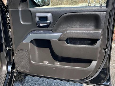 Used 2018 Chevrolet Silverado 1500 LT w/ All Star Edition image 12