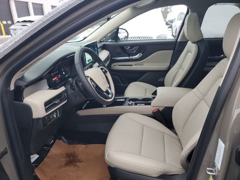 New 2026 Lincoln Corsair Premiere image 12