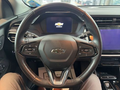 Used 2022 Chevrolet Bolt EUV Premier image 5