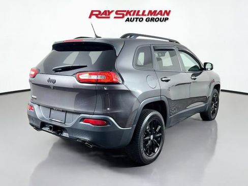 Used 2014 Jeep Cherokee Latitude w/ Comfort/Convenience Group AWD/4WD image 7