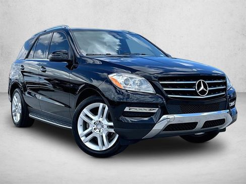 Used 2015 Mercedes-Benz ML 250 BlueTEC 4MATIC image 11