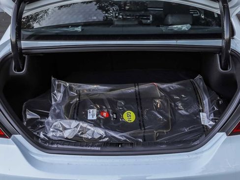 New 2026 Genesis G70 3.3T Sport Prestige image 8