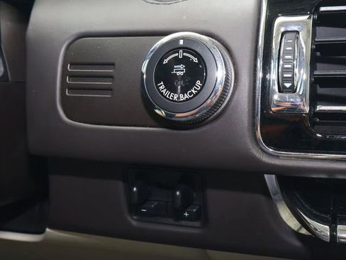 Used 2022 Lincoln Navigator Black Label AWD/4WD image 33