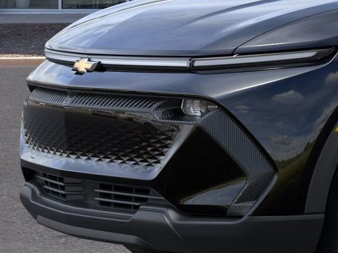 New 2026 Chevrolet Equinox EV LT image 13