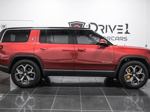 Used 2023 Rivian R1S Adventure AWD/4WD image 7