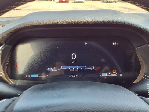 Used 2024 Jeep Grand Cherokee L Altitude image 12