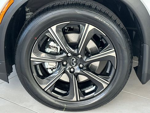 New 2026 INFINITI QX60 Autograph w/ Dark Cargo Package image 33