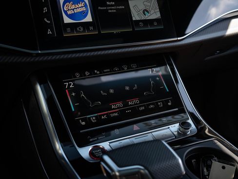Certified 2024 Audi RS Q8 AWD/4WD image 50