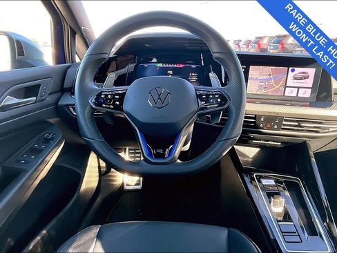 Used 2024 Volkswagen Golf R image 7