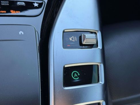 Used 2022 Mercedes-Benz AMG GT 43 image 25