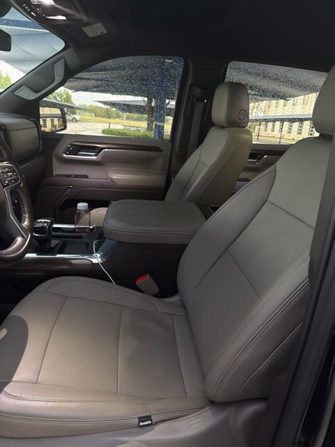 Used 2024 Chevrolet Silverado 1500 RST w/ Protection Package AWD/4WD image 9