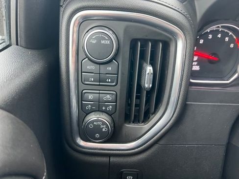 Used 2020 Chevrolet Silverado 1500 LT Trail Boss image 32