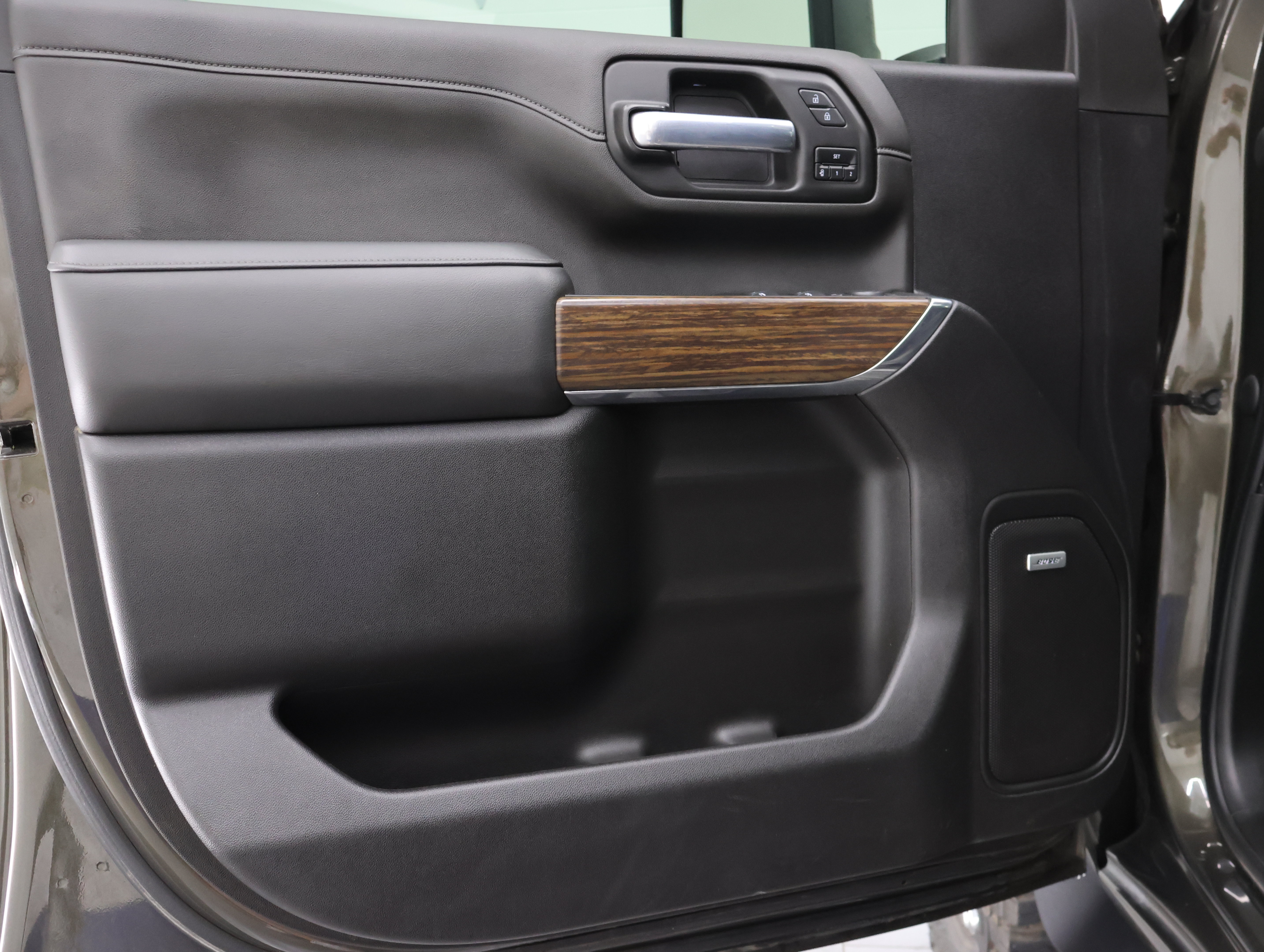 Used 2022 Chevrolet Silverado 2500 High Country AWD/4WD image 47