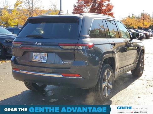 Certified 2024 Jeep Grand Cherokee Limited image 4