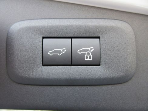 New 2026 Lexus RZ 450e AWD w/ Cold Area Package image 50