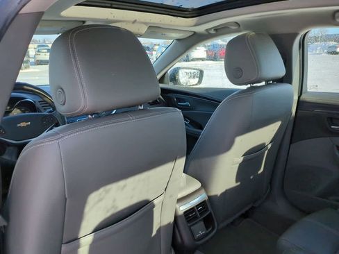Used 2019 Chevrolet Impala LT image 11