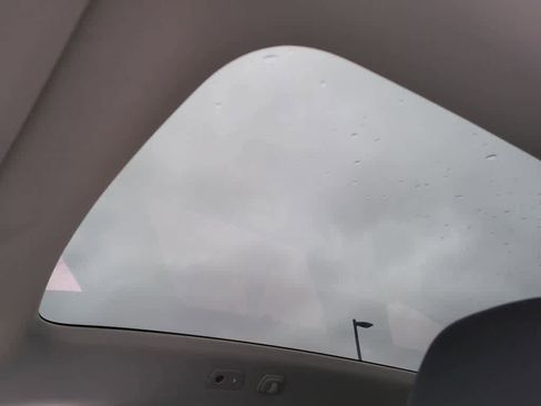 Certified 2025 Volvo EX90 Ultra image 18