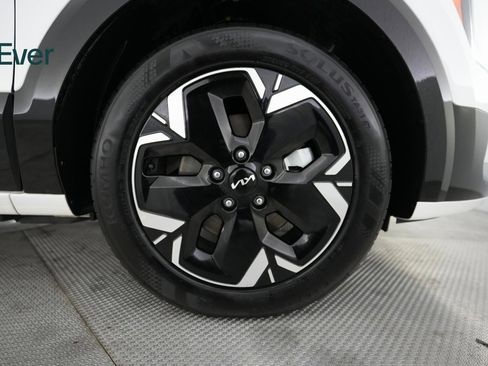Used 2023 Kia Niro Wind image 18