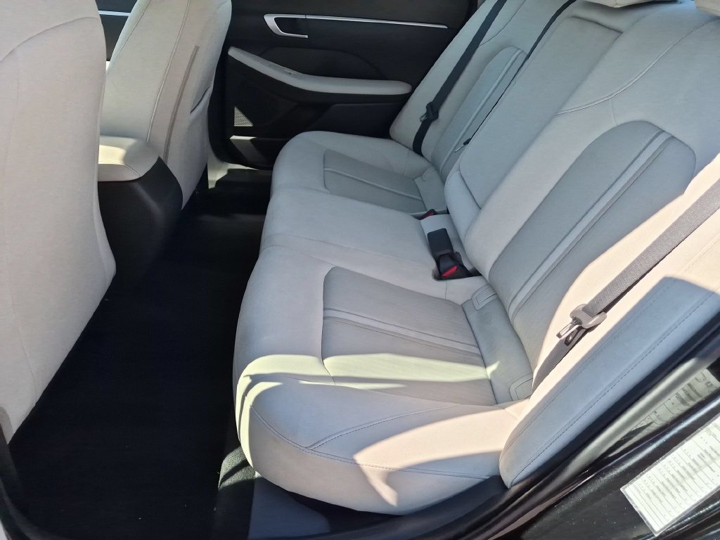 Used 2025 Hyundai Sonata SEL FWD image 27
