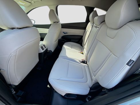 New 2026 Hyundai Tucson SEL Plus FWD image 18