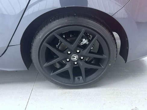 Used 2025 Honda Civic Sport image 22