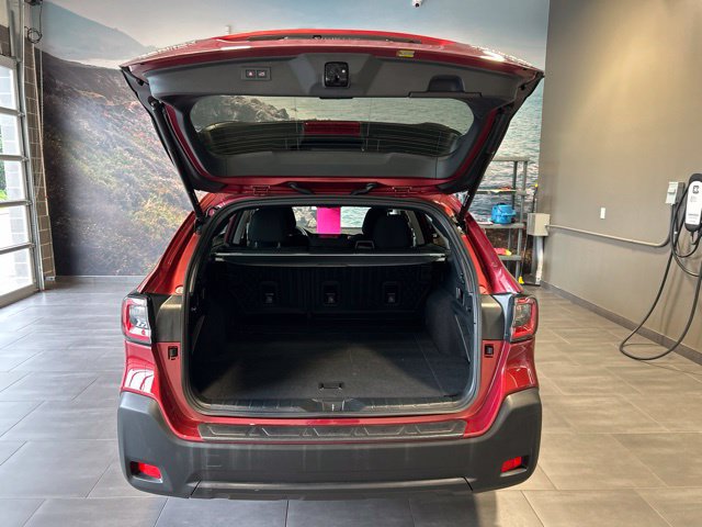 Used 2024 Subaru Outback Premium AWD/4WD image 30