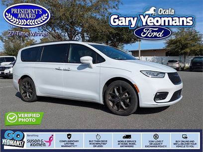 Used 2021 Chrysler Pacifica Touring w/ S Appearance Package