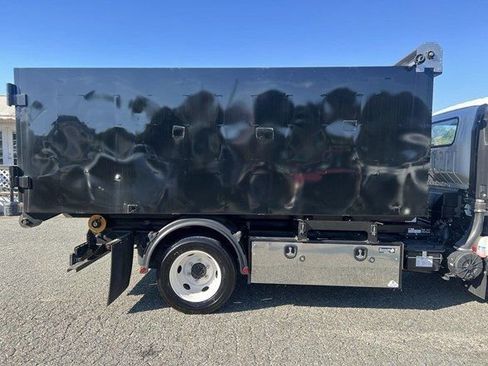 Used 2024 Chevrolet Low Cab Forward image 57