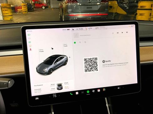 Used 2019 Tesla Model 3 Long Range image 25