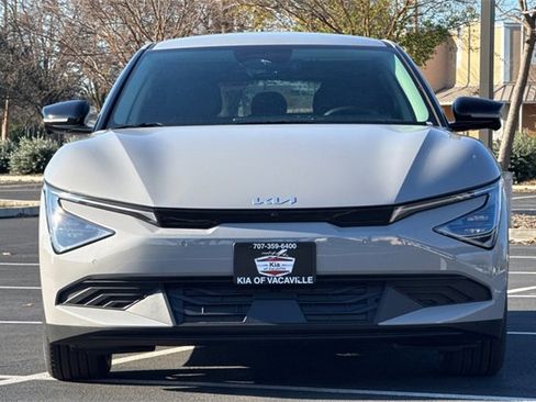New 2025 Kia EV6 Light image 9