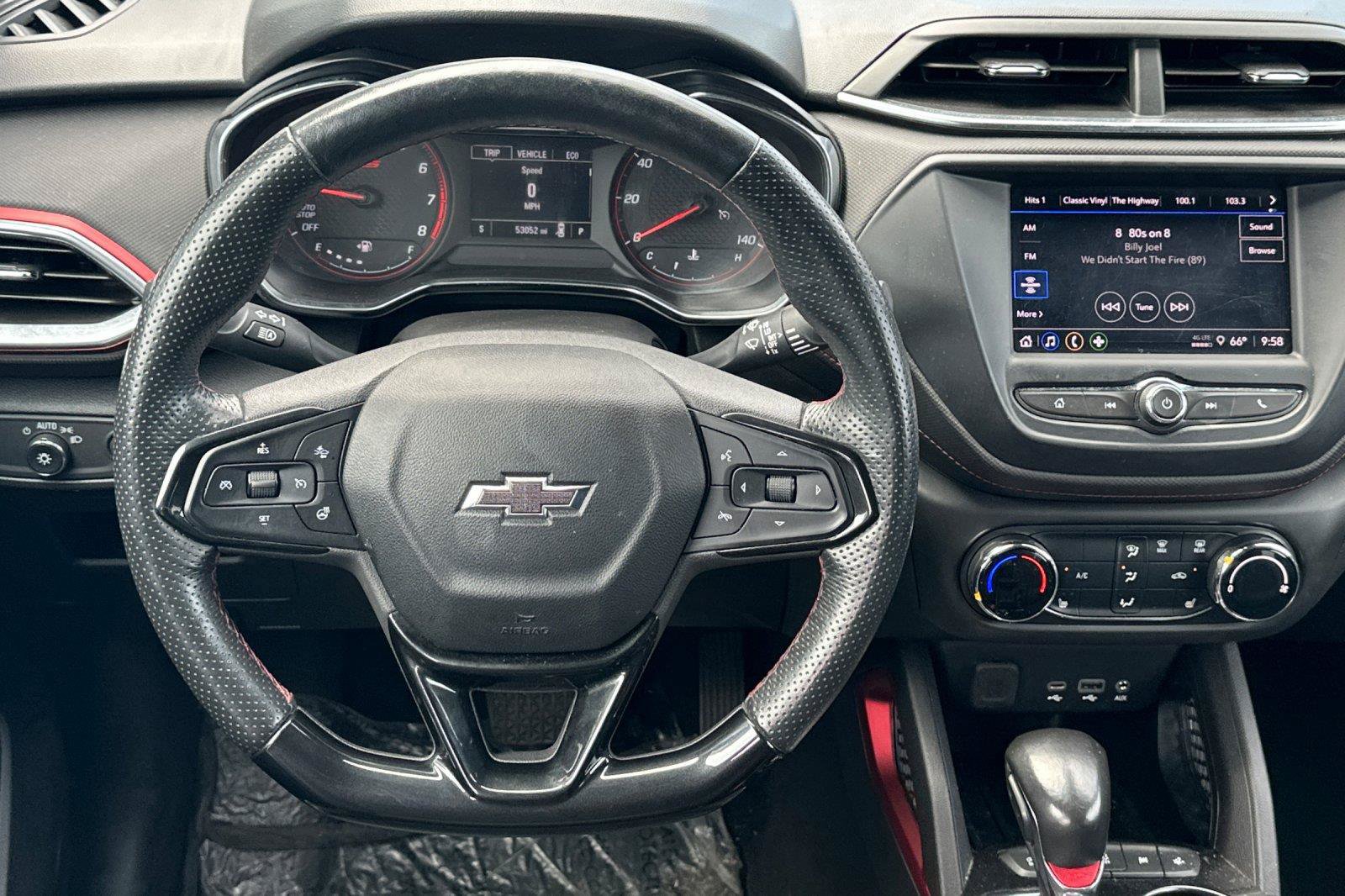 Used 2022 Chevrolet TrailBlazer RS FWD image 13