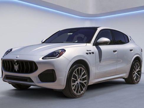 New 2026 Maserati Grecale Modena image 8