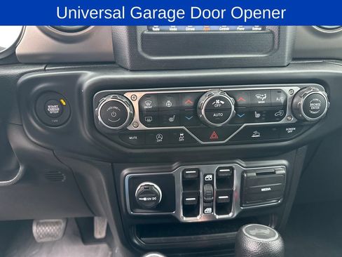 Used 2022 Jeep Wrangler Unlimited Sport AWD/4WD image 21
