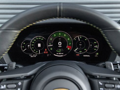 Certified 2026 Porsche 911 Carrera 4 GTS image 22