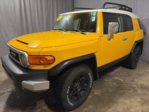 Used 2007 Toyota FJ Cruiser 4WD image 3