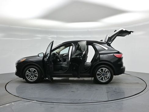 Certified 2020 Ford Escape SEL image 38