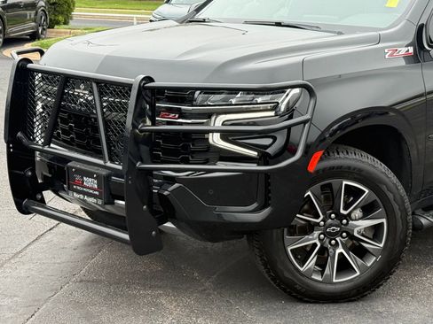 Used 2021 Chevrolet Suburban Z71 w/ Luxury Package AWD/4WD image 1