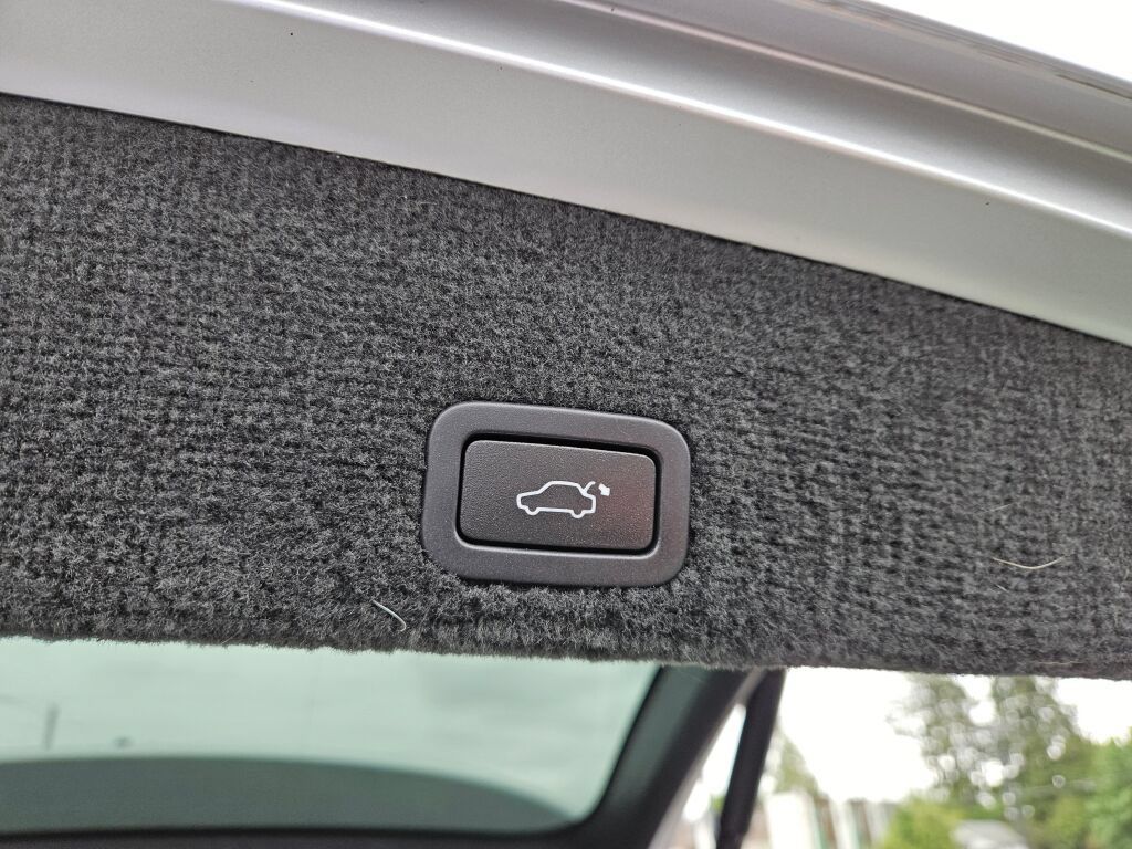 Used 2015 Volvo XC60 T5 AWD/4WD image 19