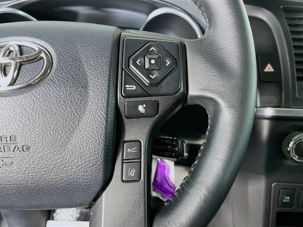 Used 2019 Toyota Sequoia SR5 AWD/4WD image 15