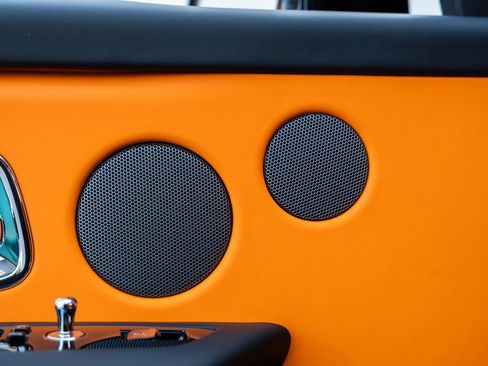 Used 2025 Rolls-Royce Cullinan image 18