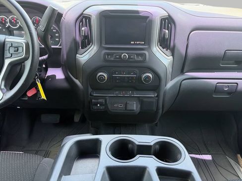 Used 2023 Chevrolet Silverado 2500 Custom w/ Custom Convenience Package AWD/4WD image 11