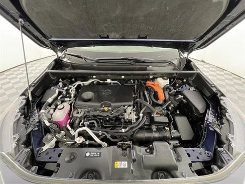 Certified 2021 Toyota RAV4 SE image 23
