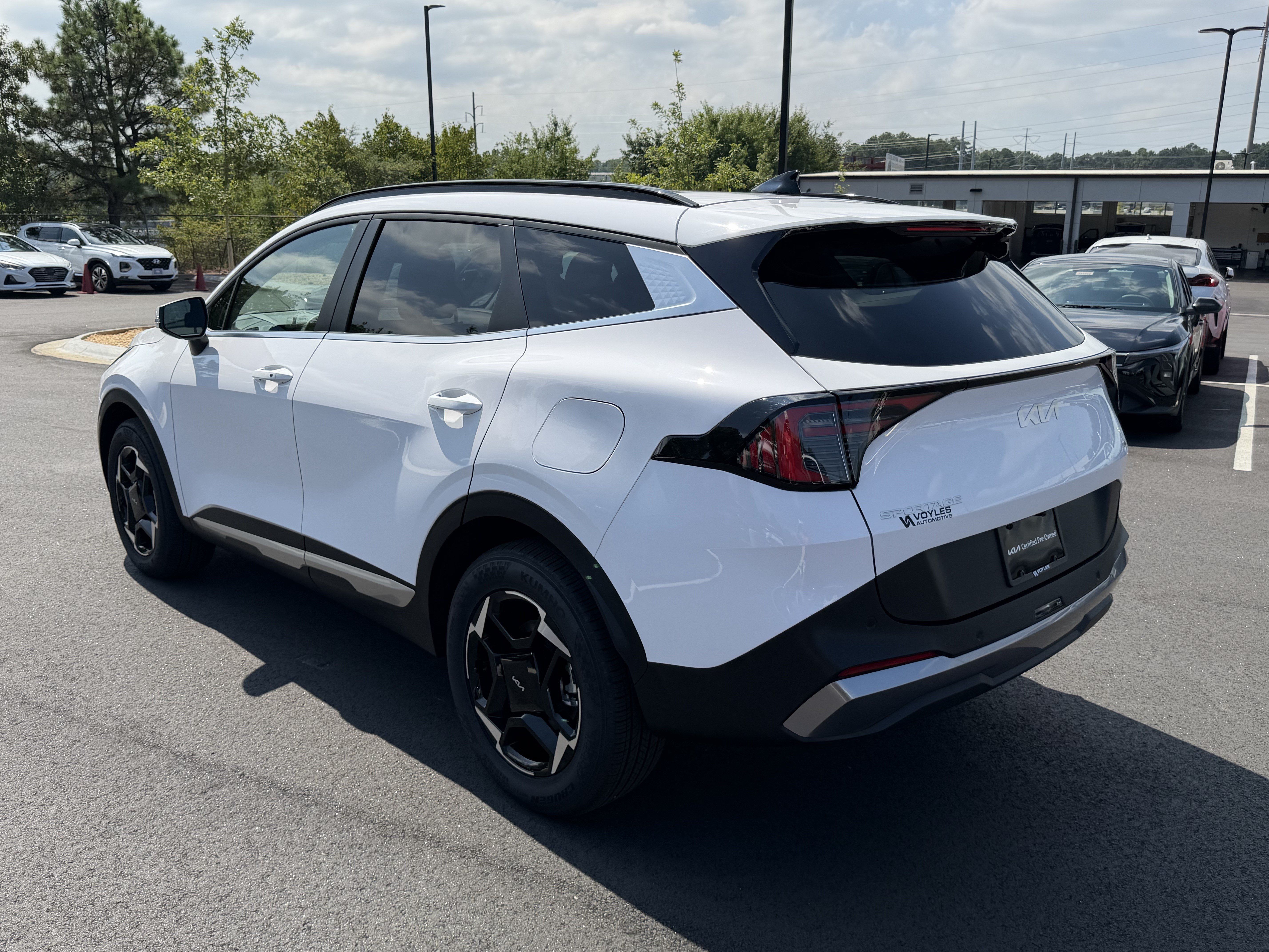 Certified 2026 Kia Sportage EX AWD/4WD image 5