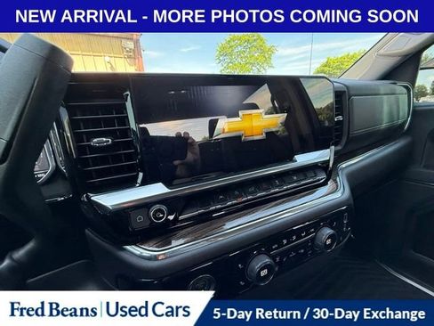 Used 2023 Chevrolet Silverado 1500 RST w/ LPO, Dark Essentials Package AWD/4WD image 20