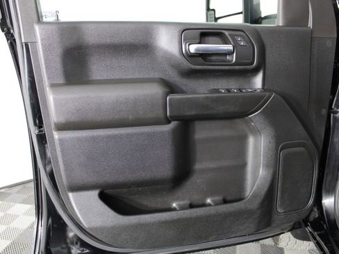 Used 2021 GMC Sierra 2500 4x4 Crew Cab w/ Convenience Package image 16