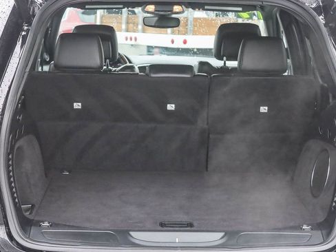 Used 2019 Jeep Grand Cherokee Laredo w/ Laredo X Package image 54