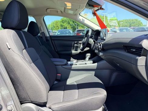 Used 2025 Nissan Sentra SV w/ All-Weather Package FWD image 10